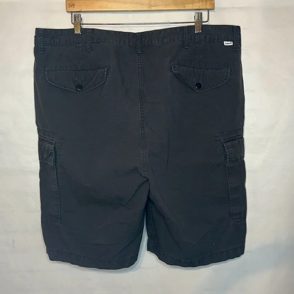 Levi’s Strauss & co Two Horse Brand Gray Cargo Shorts size 40‎